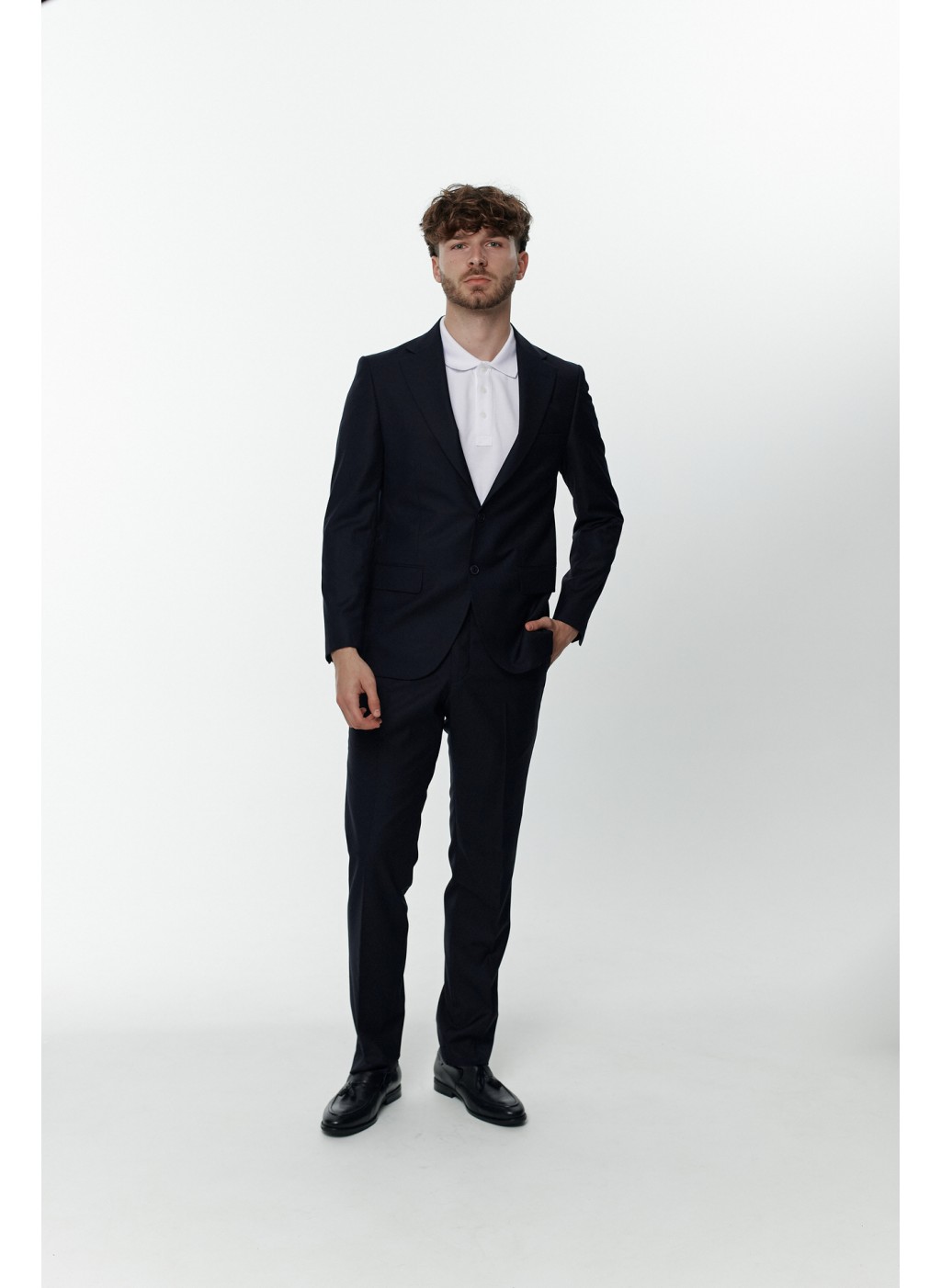 Костюм чоловічий темно-синій однотонний